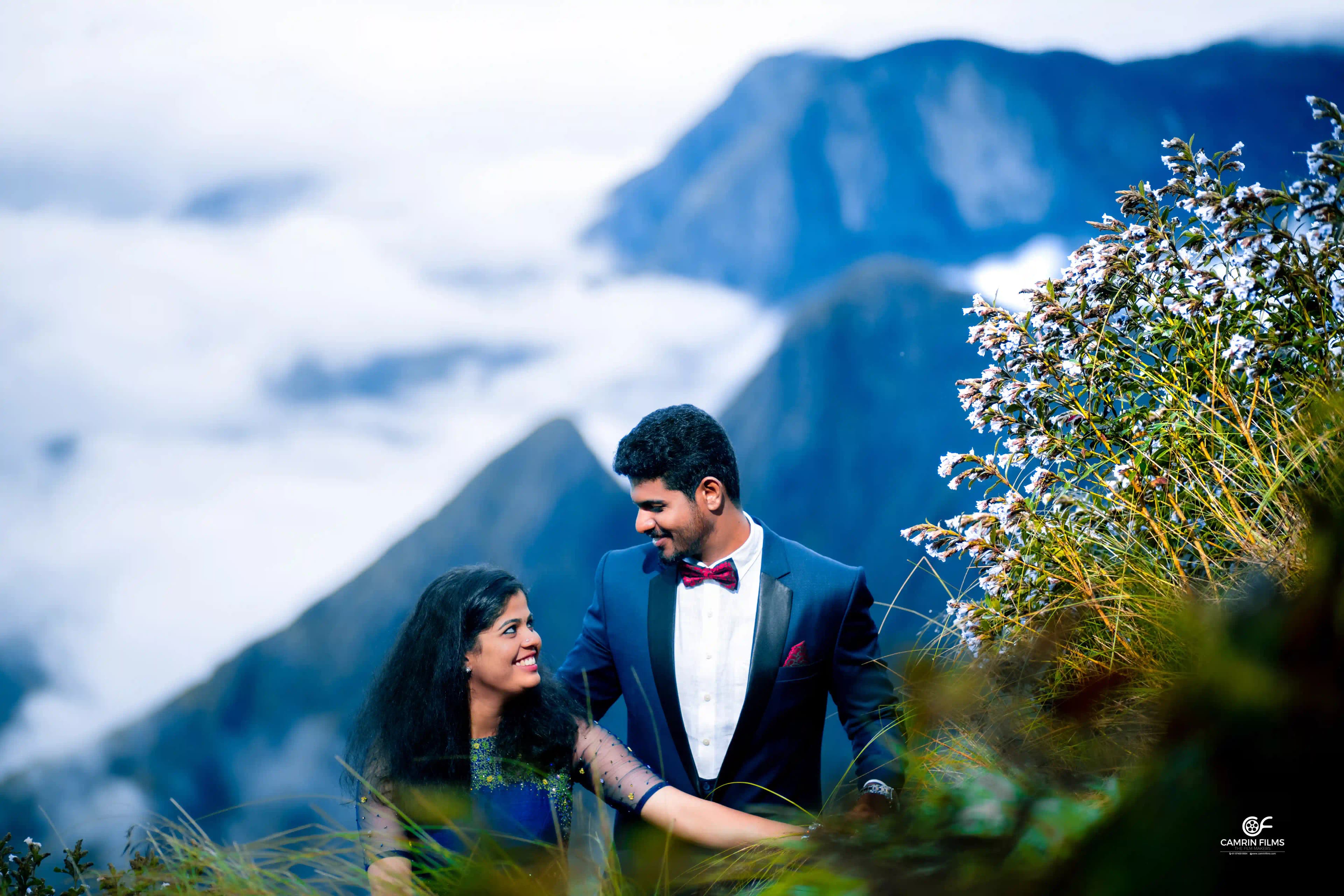 Couple pre-wedding Munnar mountain — Camrin Films